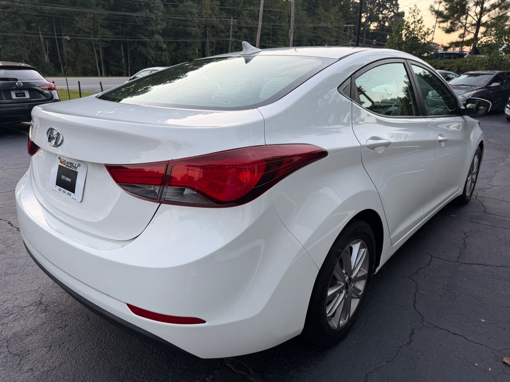 2014 Hyundai Elantra Image 6