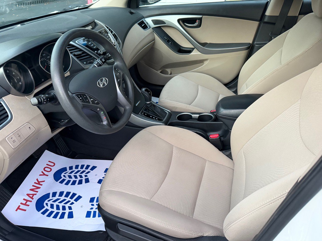 2014 Hyundai Elantra Image 7