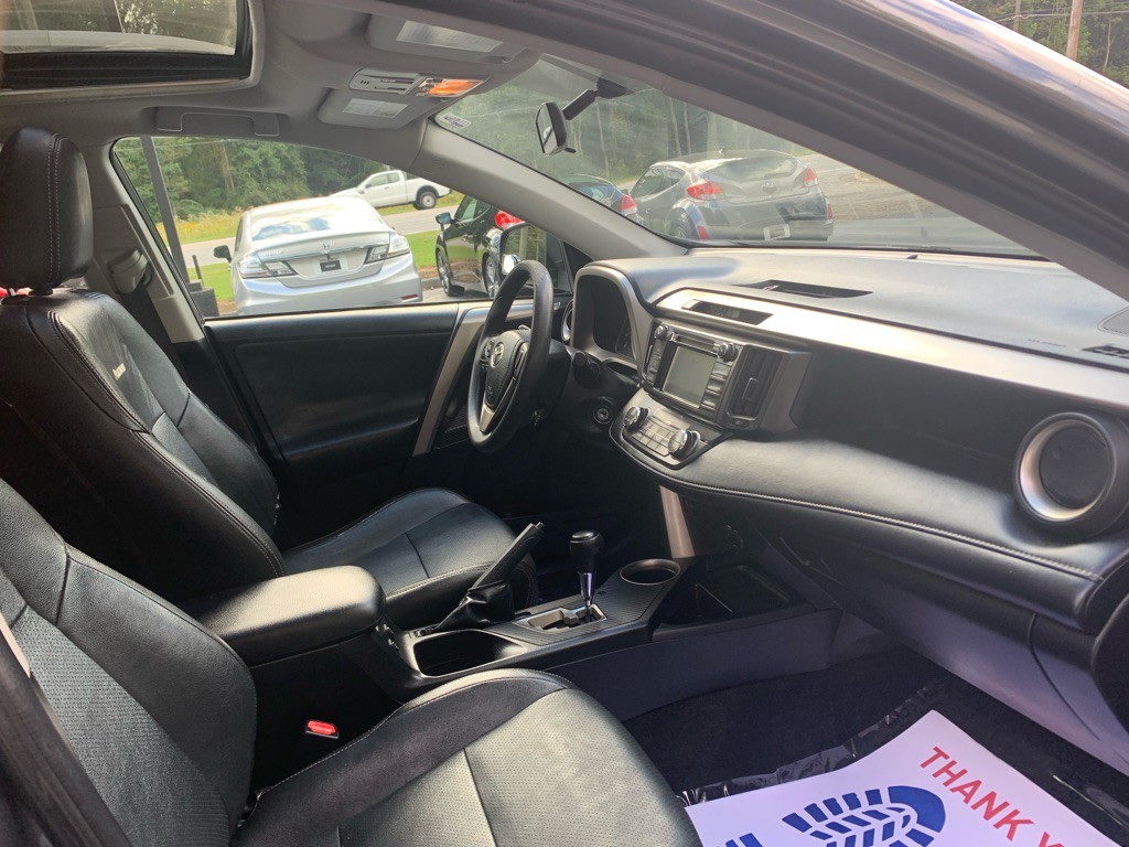 2013 Toyota Rav4 Image 9