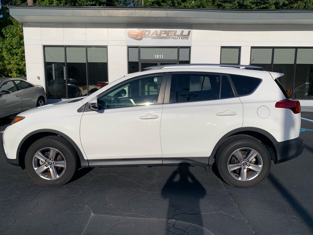 2015 Toyota Rav4 Image 2