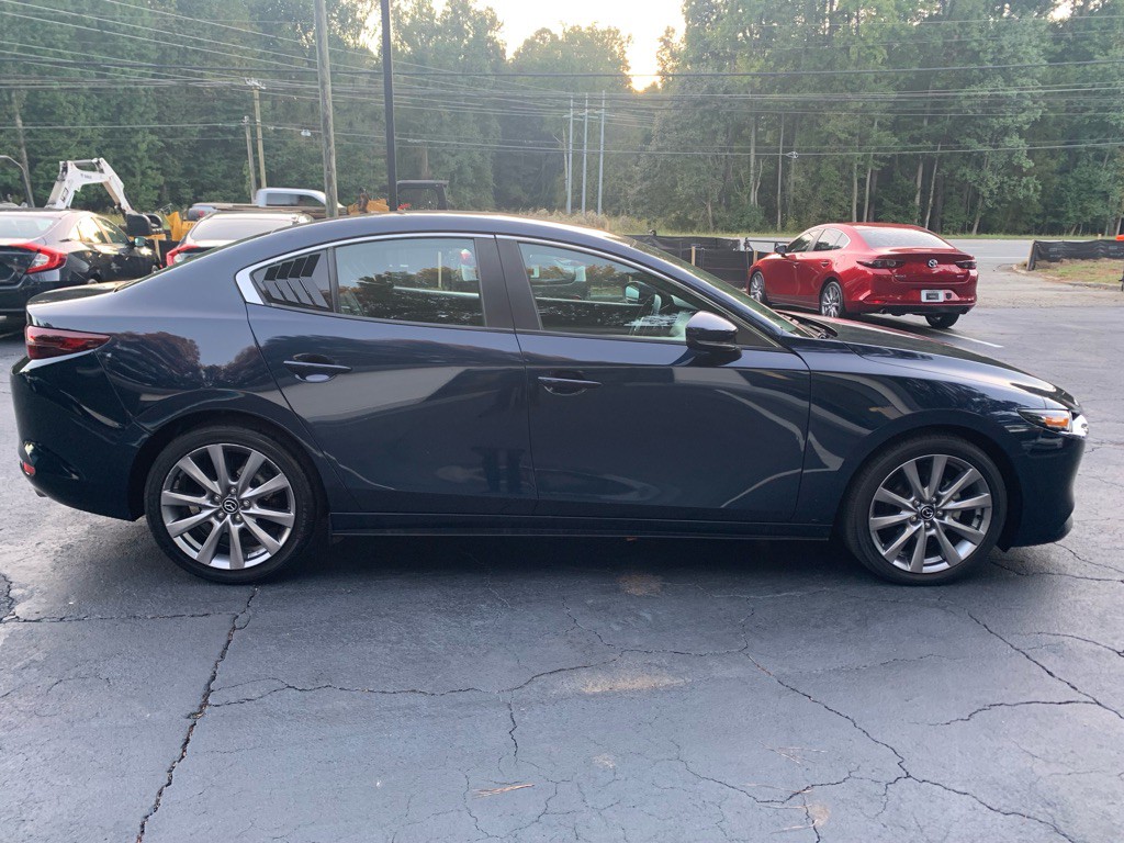 2021 Mazda Mazda3 Image 2