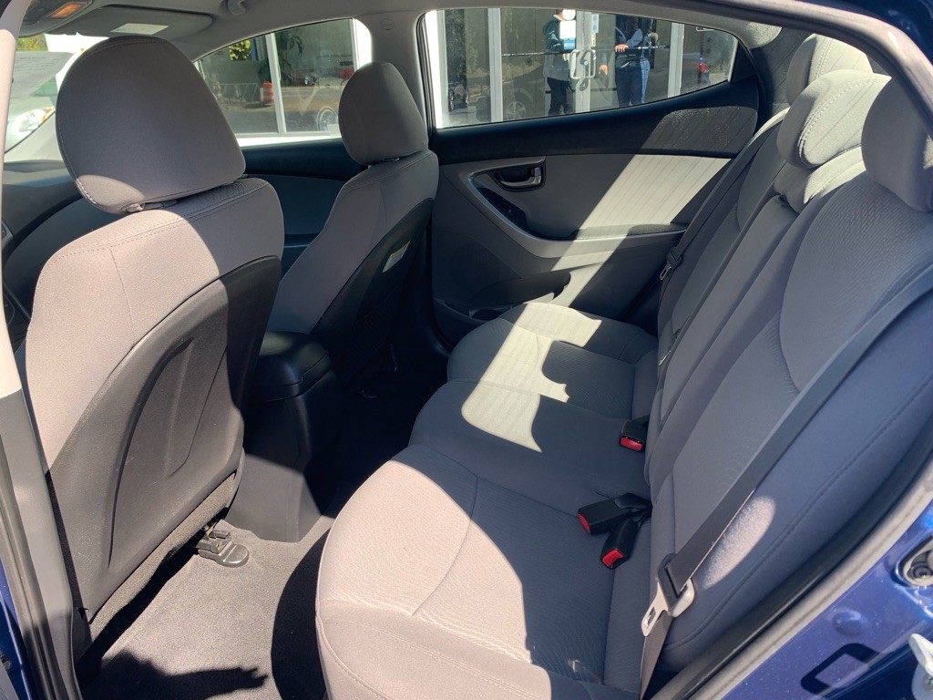 2015 Hyundai Elantra Image 10