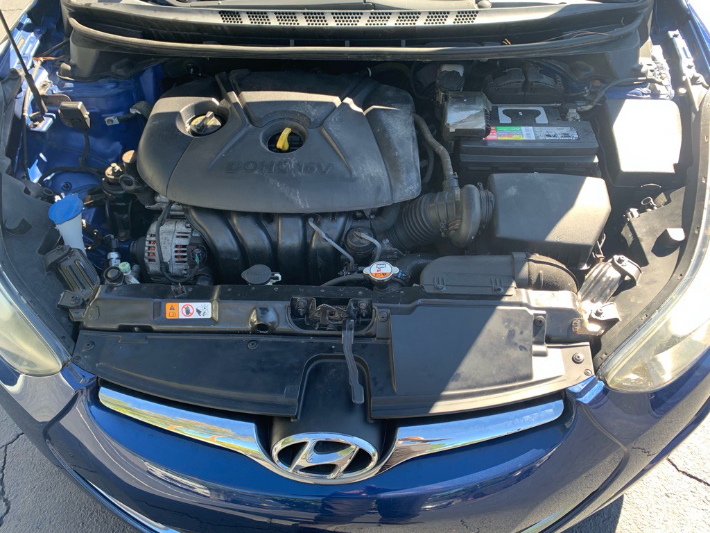 2015 Hyundai Elantra Image 12