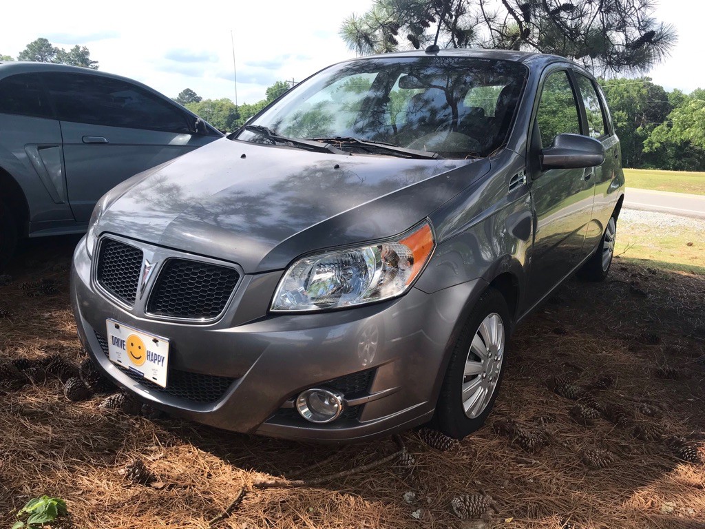 2009 Pontiac G3 Image 2