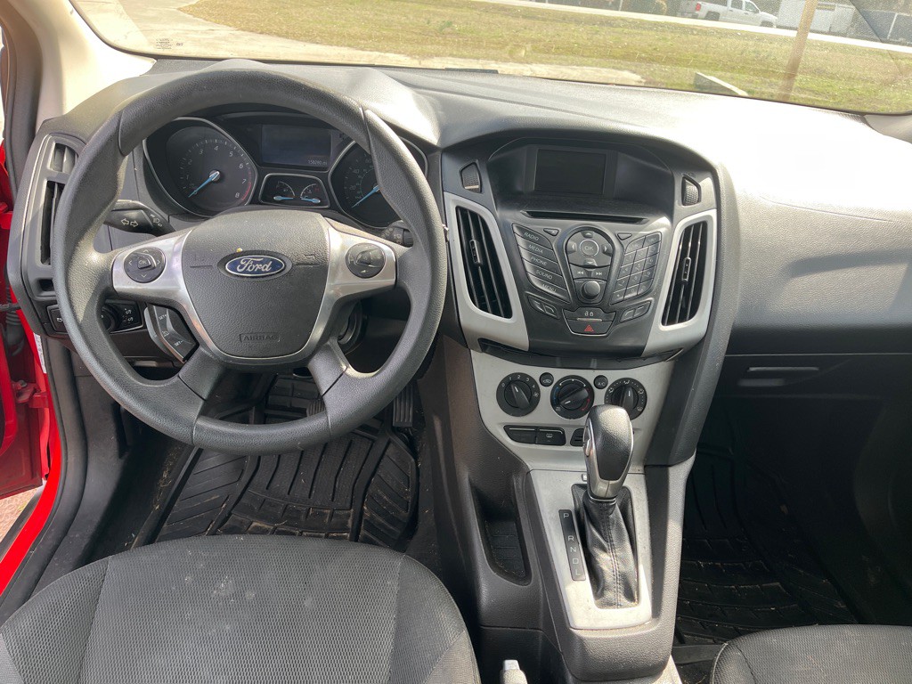 2014 Ford Focus Image 10