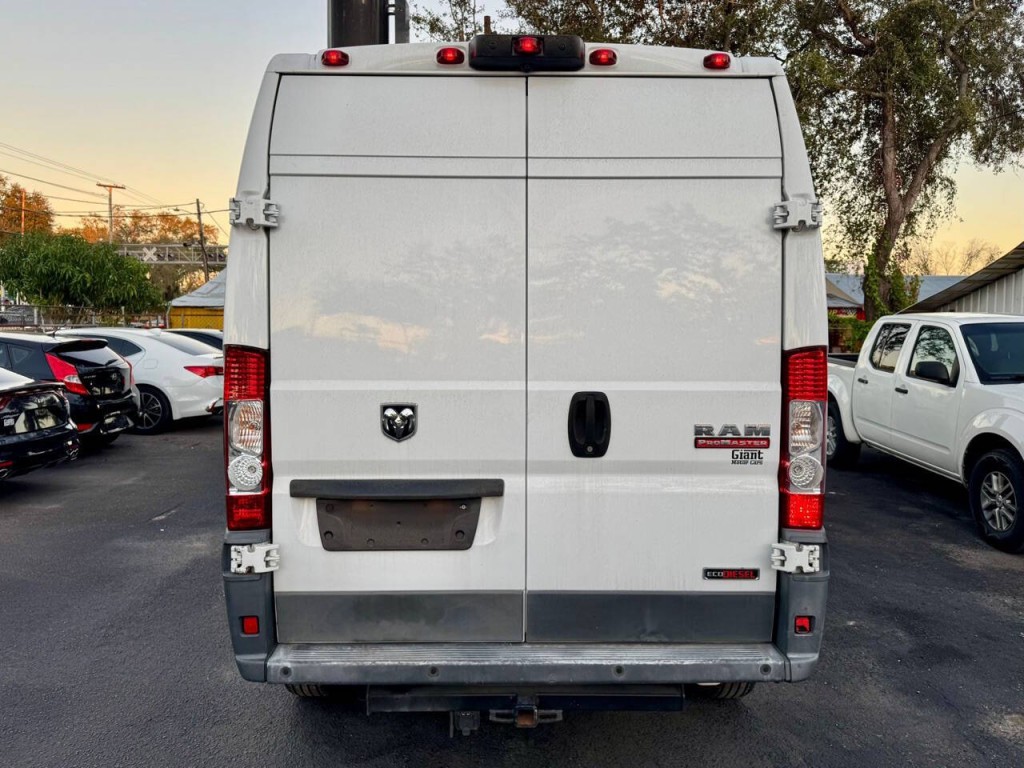 2014 RAM Promaster Image 8