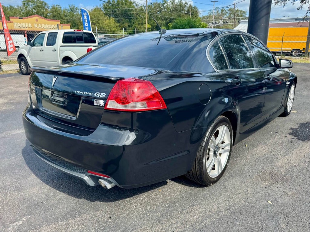 2008 Pontiac G8 Image 5