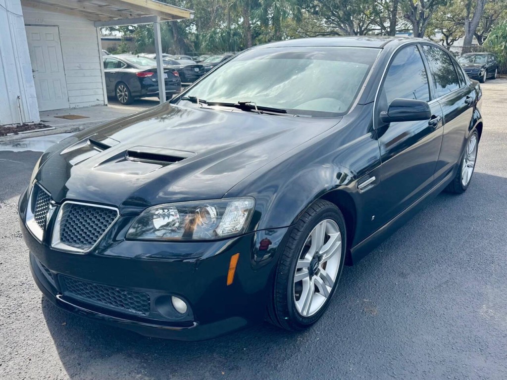 2008 Pontiac G8 Image 11