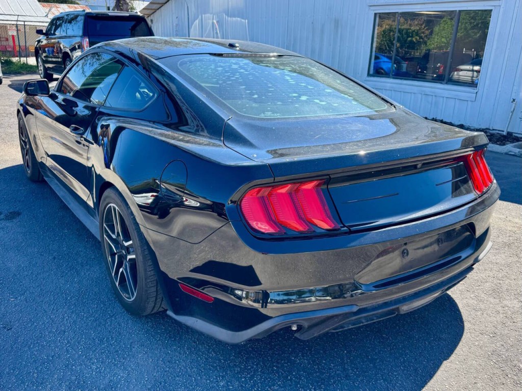 2019 Ford Mustang Image 5