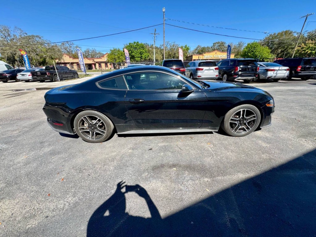 2019 Ford Mustang Image 6