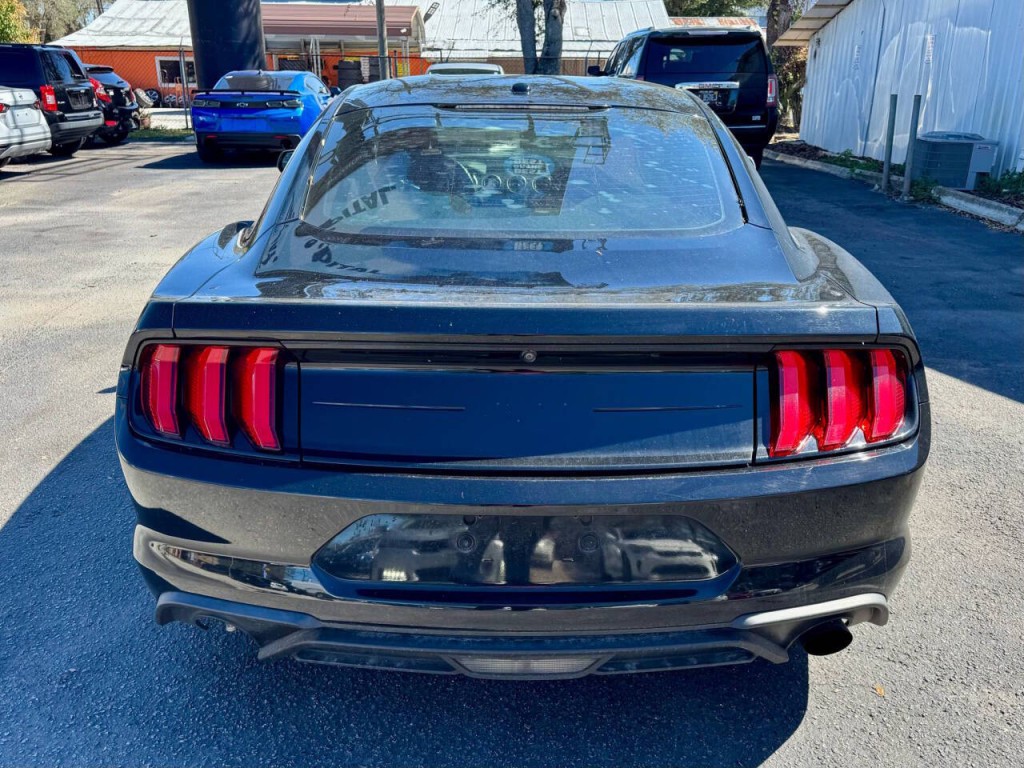 2019 Ford Mustang Image 9