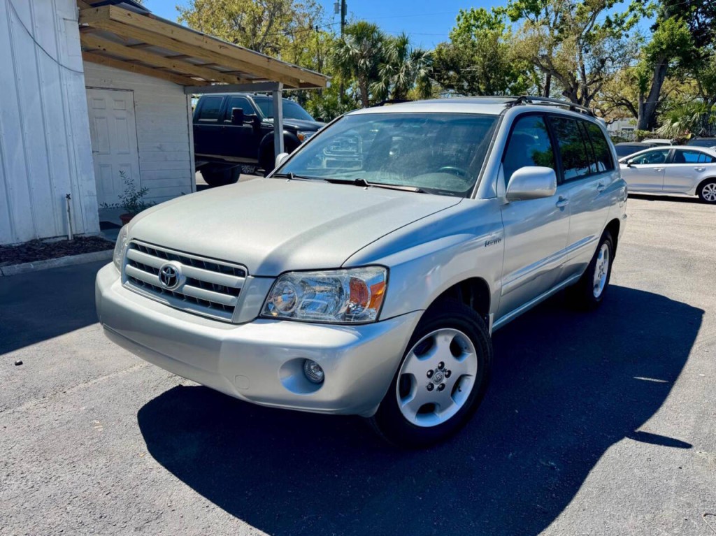 2006 Toyota Highlander Image 2