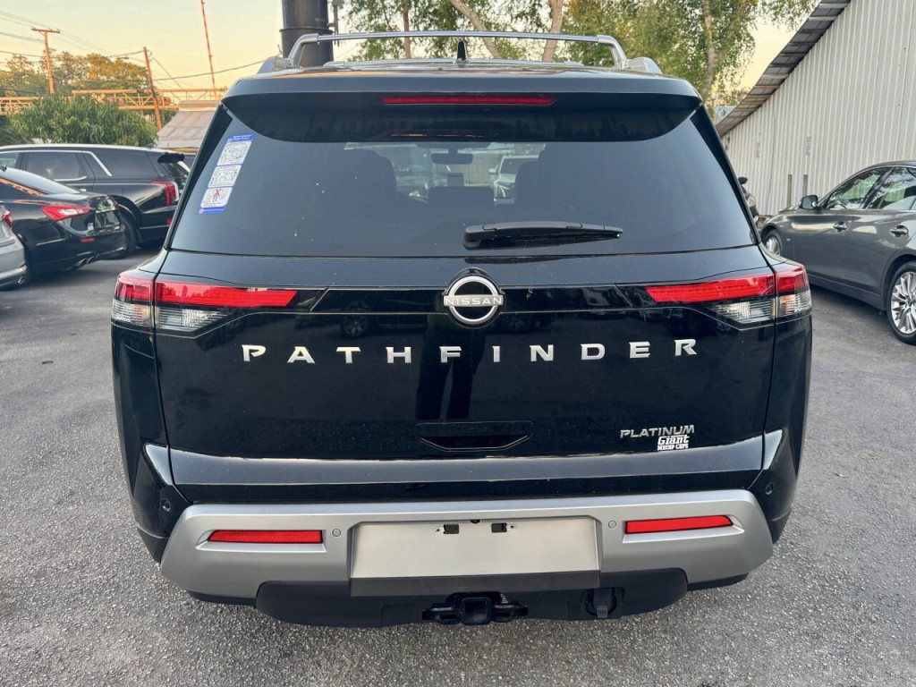 2024 Nissan Pathfinder Image 9