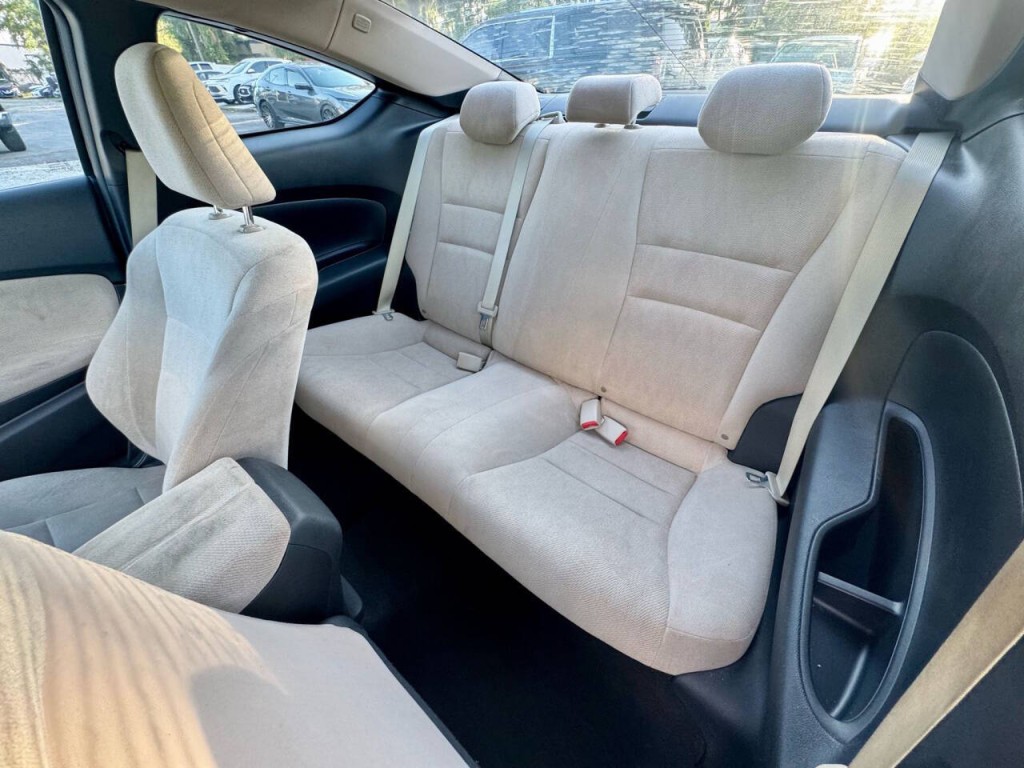 2013 Honda Accord Image 13