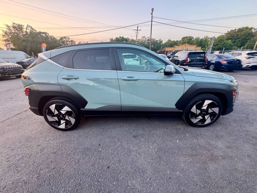 2024 Hyundai Kona Image 7