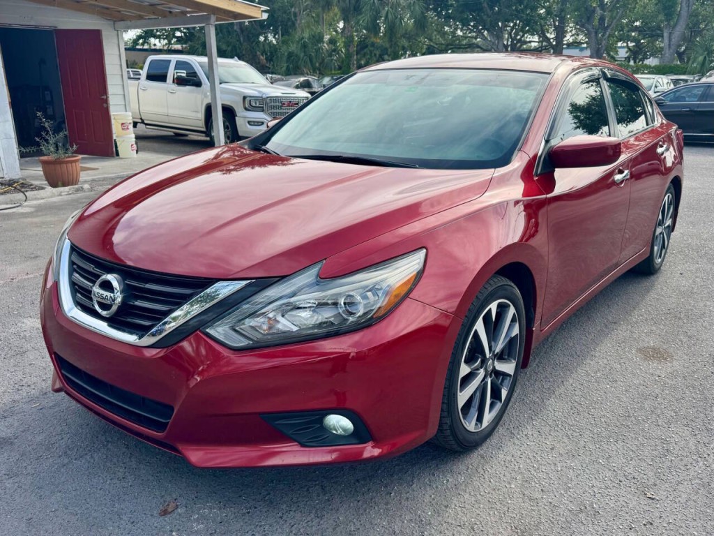 2016 Nissan Altima Image 11