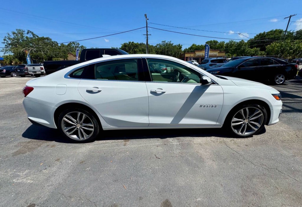 2025 Chevrolet Malibu Image 7
