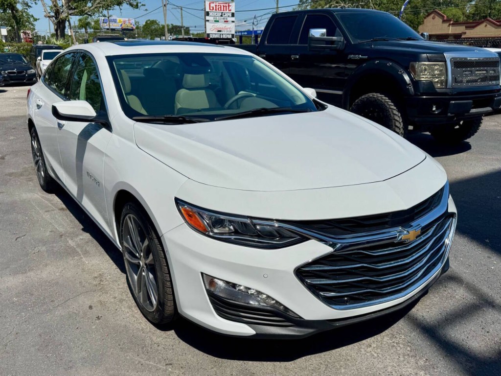 2025 Chevrolet Malibu Image 11