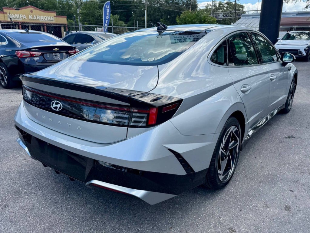 2024 Hyundai Sonata Image 4