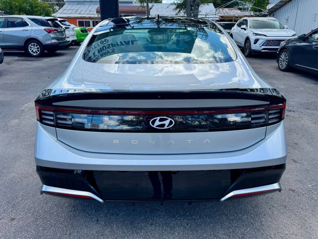 2024 Hyundai Sonata Image 10