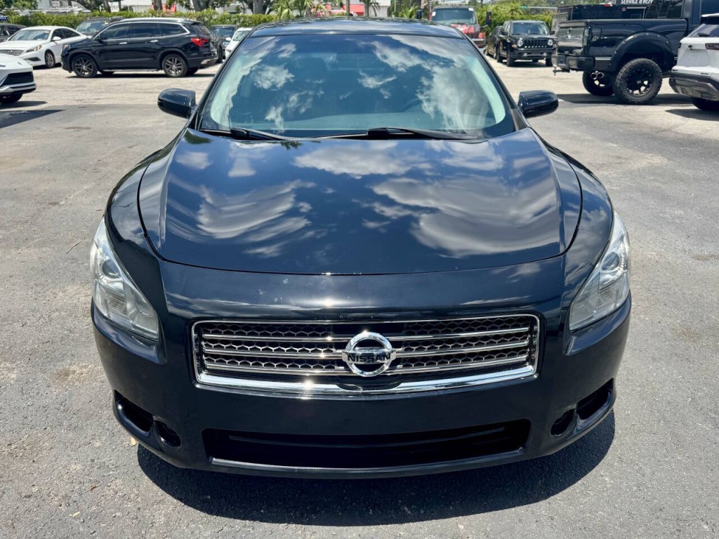 2012 Nissan Maxima Image 8