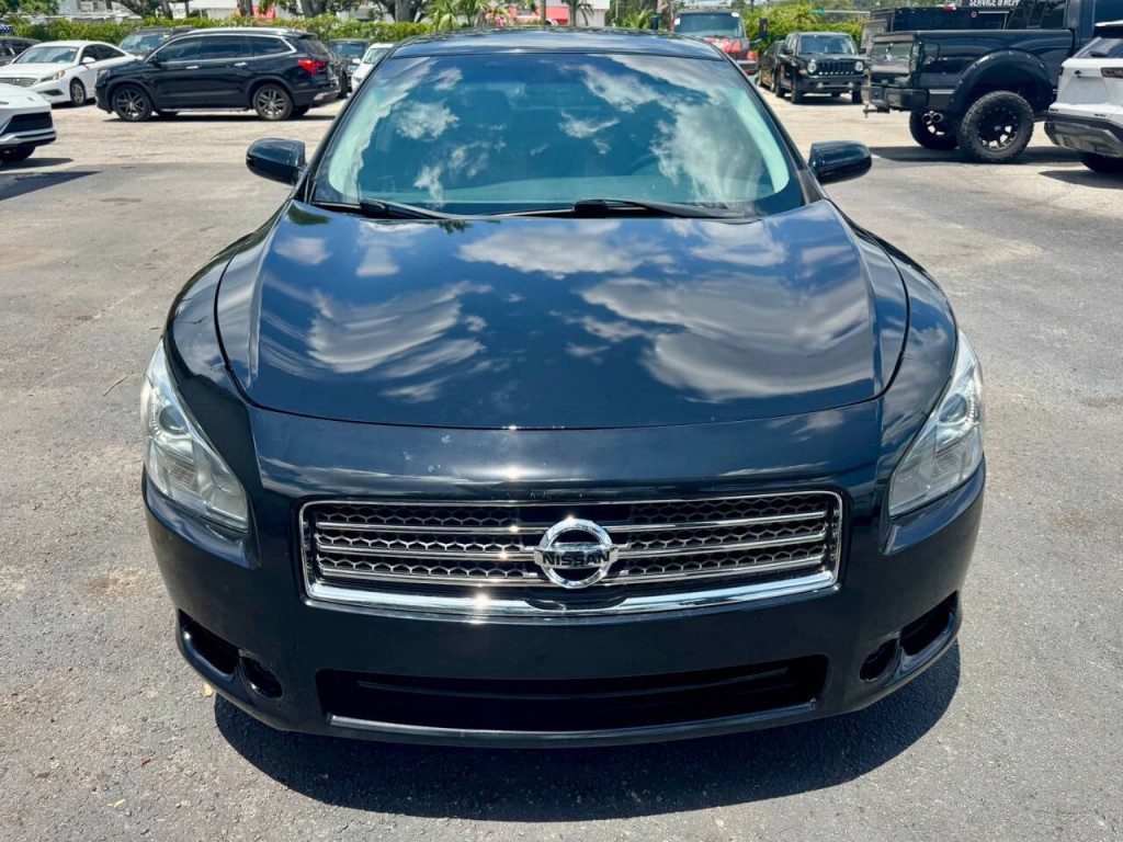 2012 Nissan Maxima Image 8