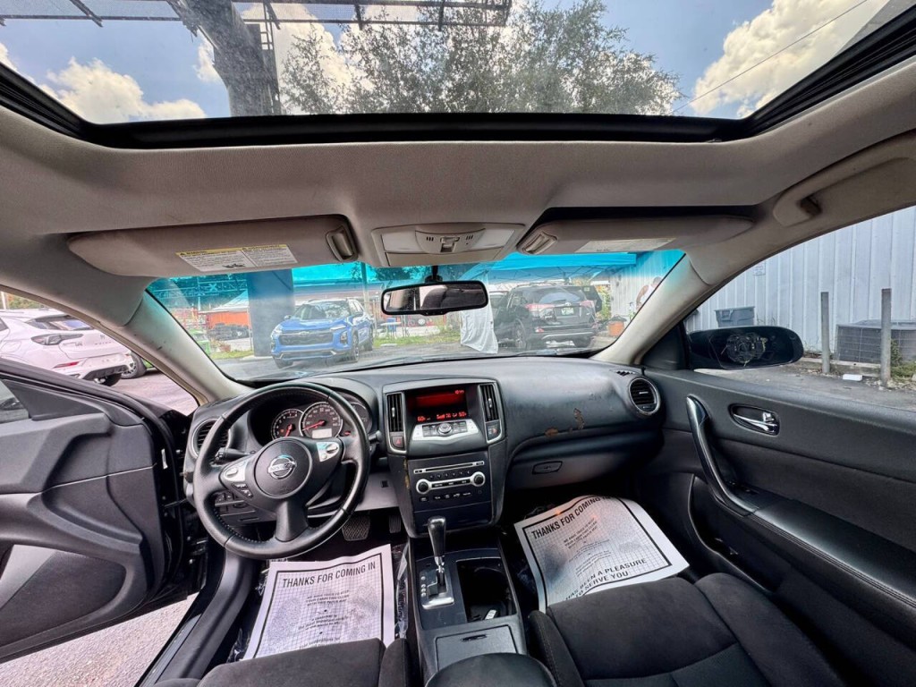 2012 Nissan Maxima Image 17