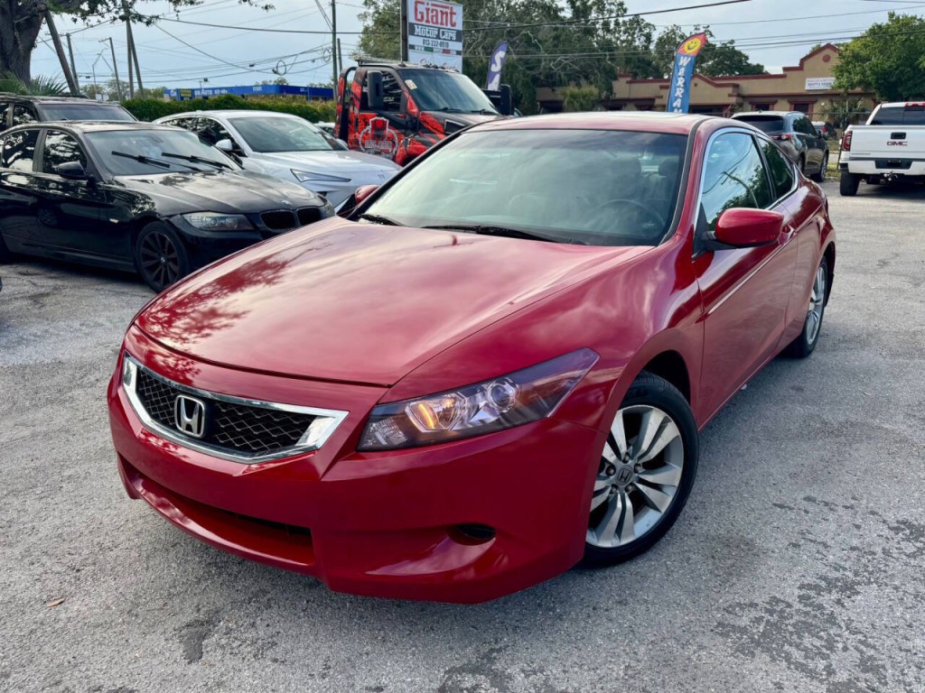 2010 Honda Accord Image 2