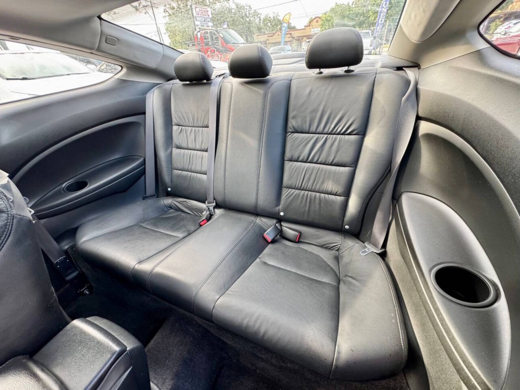 2010 Honda Accord Image 15