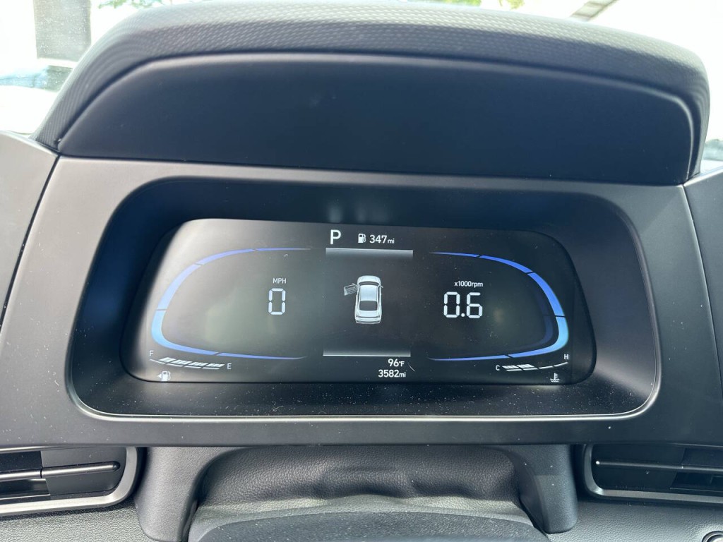 2025 Hyundai Elantra Image 19