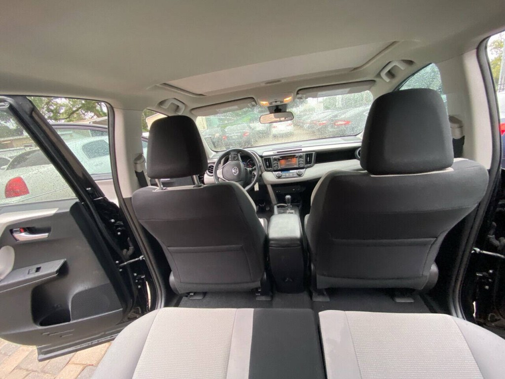 2017 Toyota Rav4 Image 15