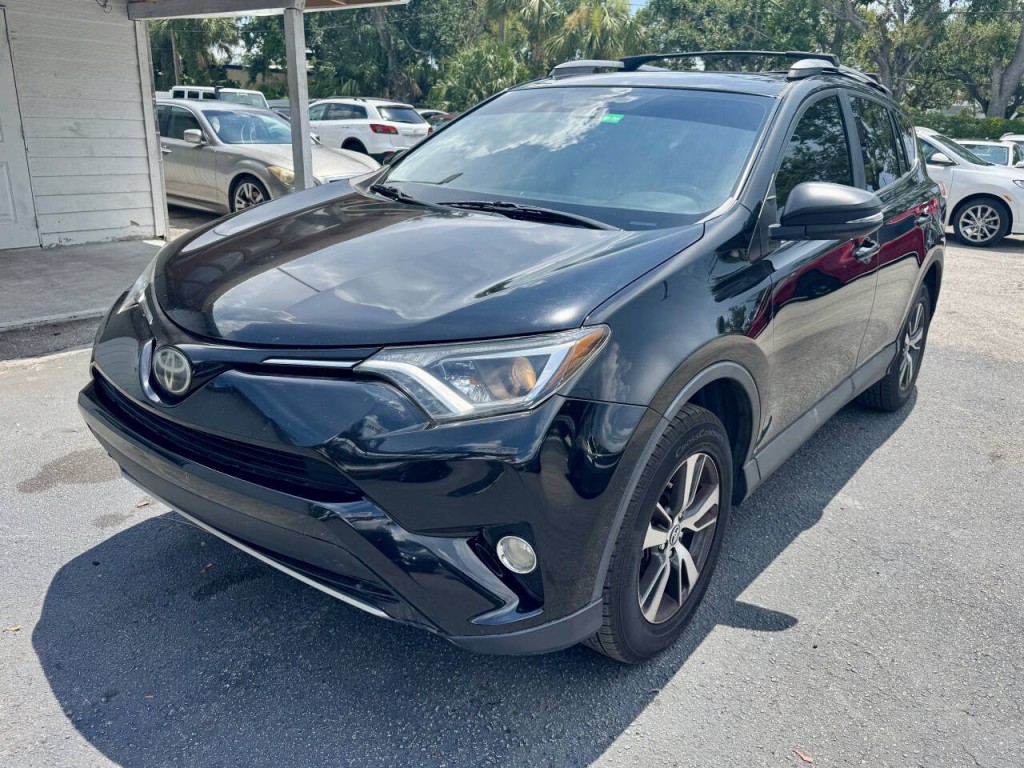 2017 Toyota Rav4 Image 22