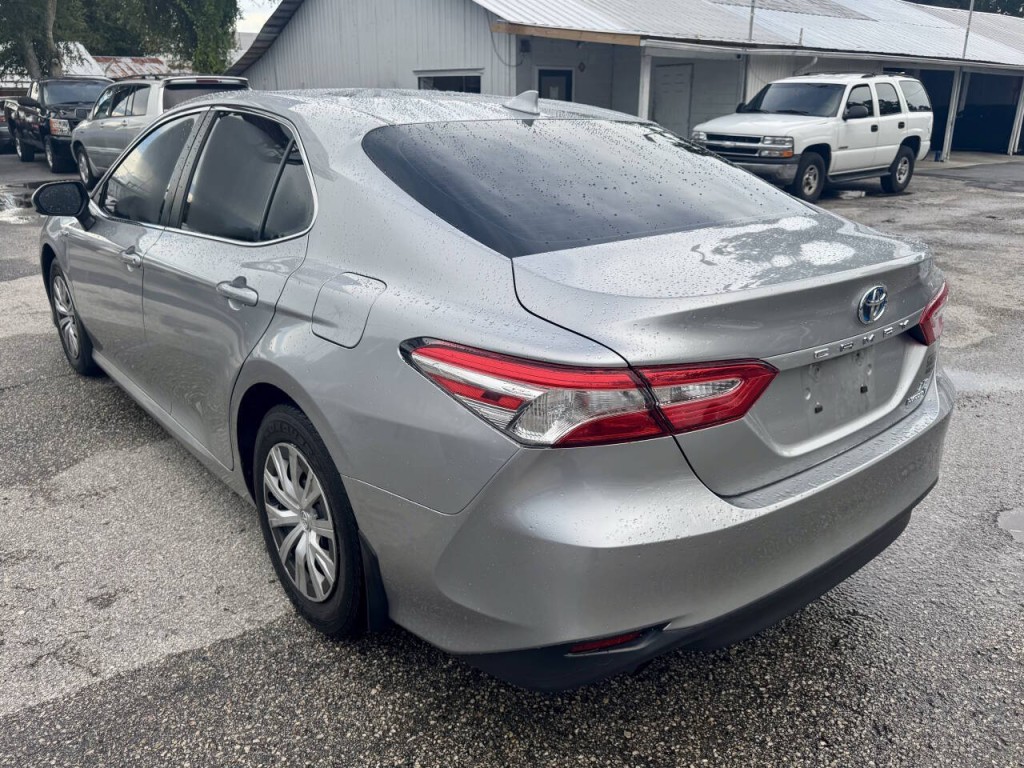 2019 Toyota Camry Image 4