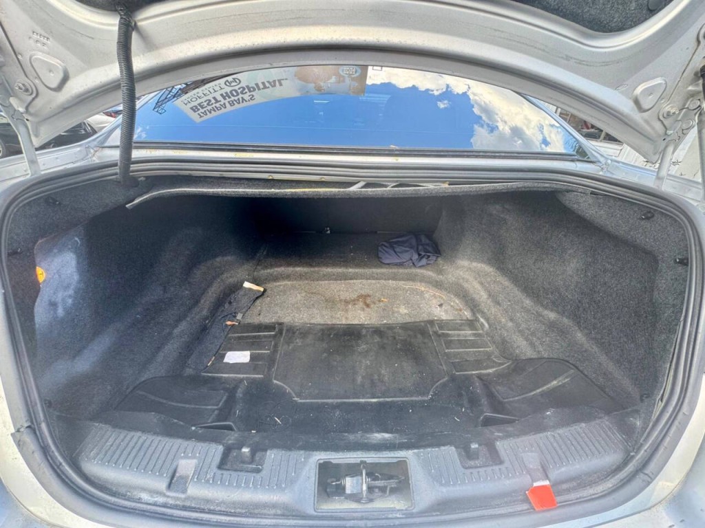 2017 Ford Taurus Image 11