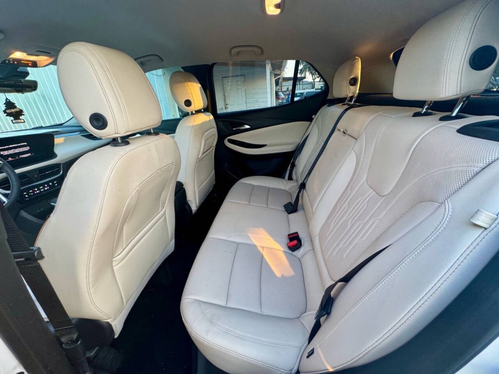 2024 Buick Enclave Image 17