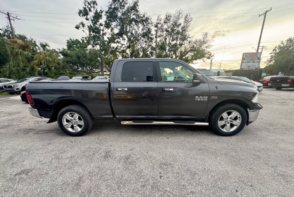 2018 RAM 1500 Image 7