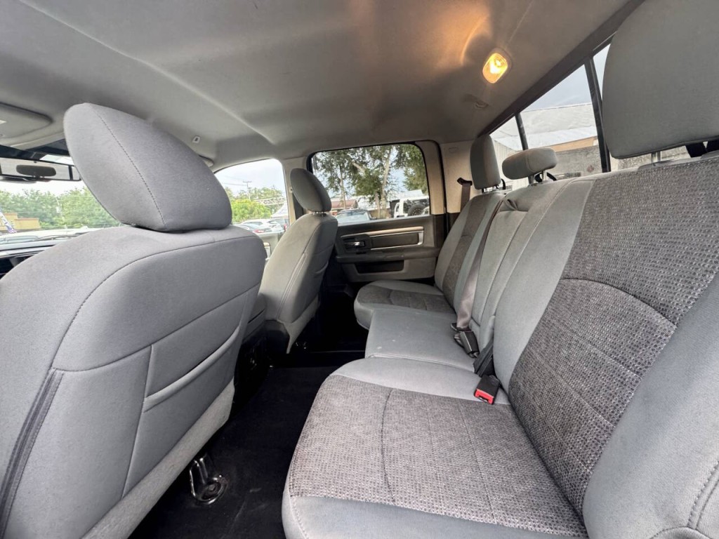 2018 RAM 1500 Image 15