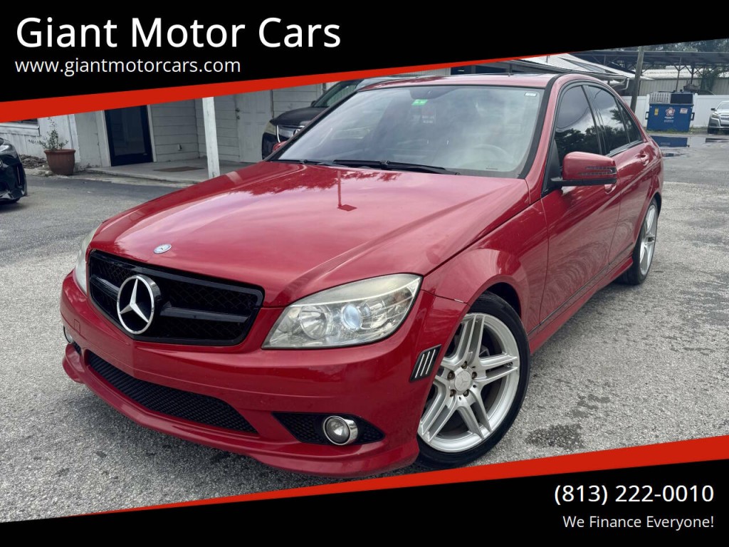 2010 Mercedes-Benz C-Class Image 1