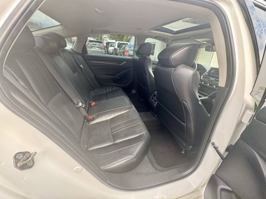 2020 Honda Accord Image 15