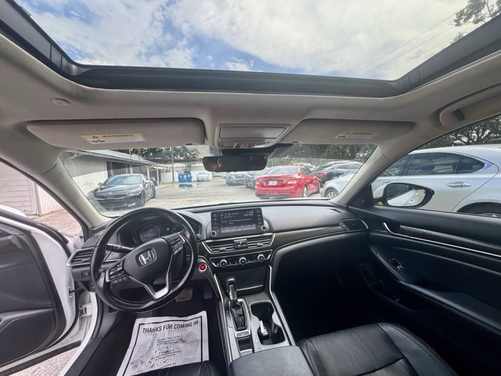 2020 Honda Accord Image 16