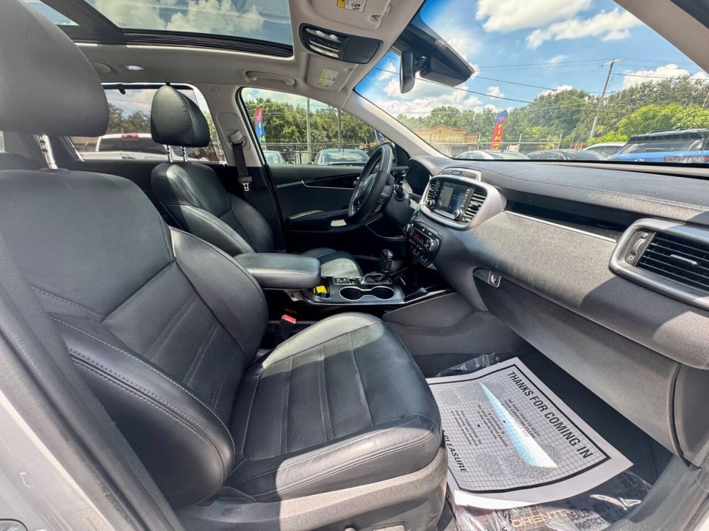2019 Kia Sorento Image 14