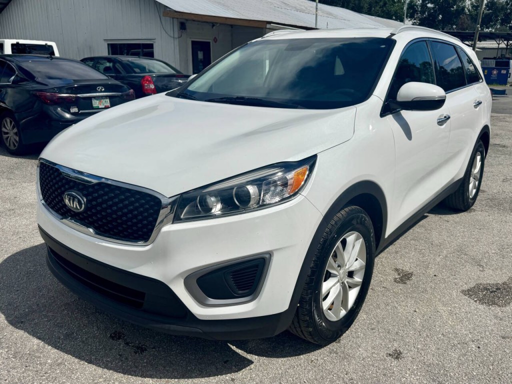 2016 Kia Sorento Image 12