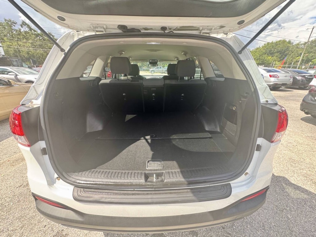 2016 Kia Sorento Image 19