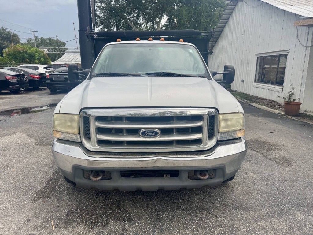 2002 Ford F-350 Image 10