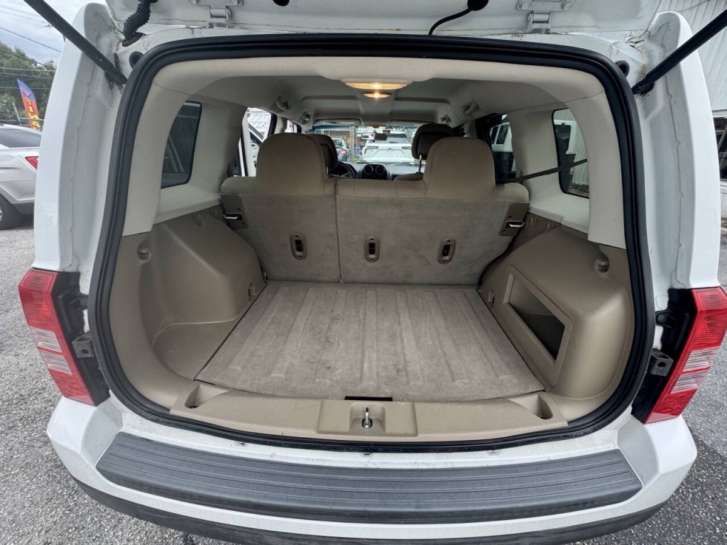 2015 Jeep Patriot Image 17