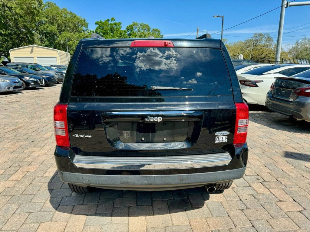 2016 Jeep Patriot Image 9