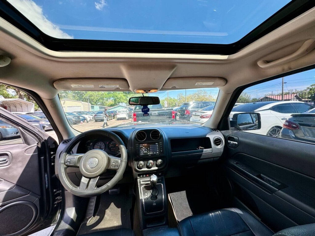 2016 Jeep Patriot Image 12