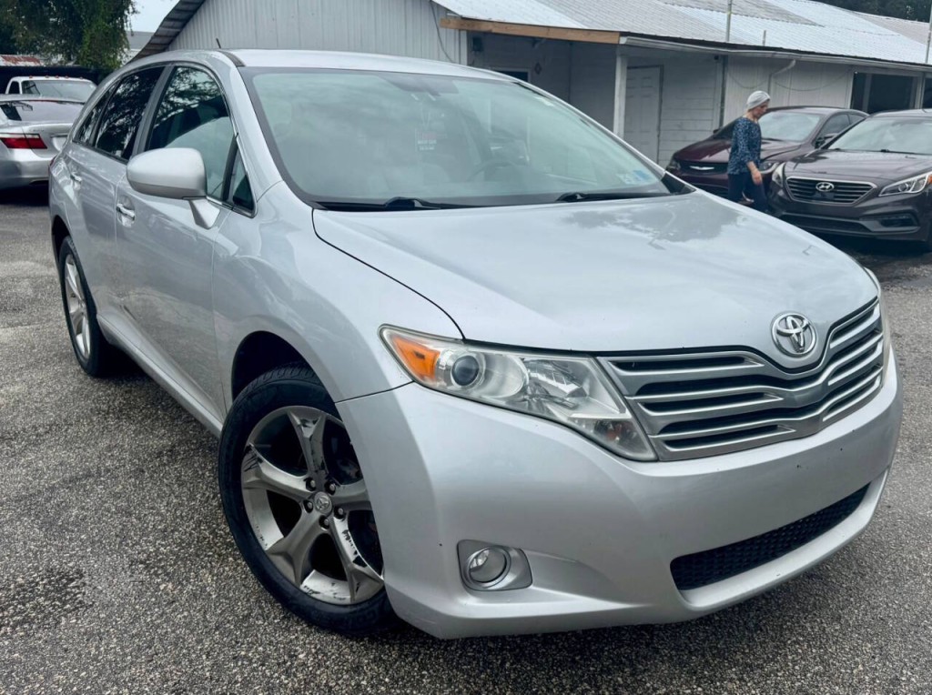 2011 Toyota Venza Image 3