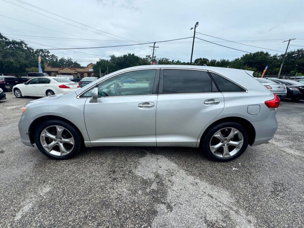 2011 Toyota Venza Image 6