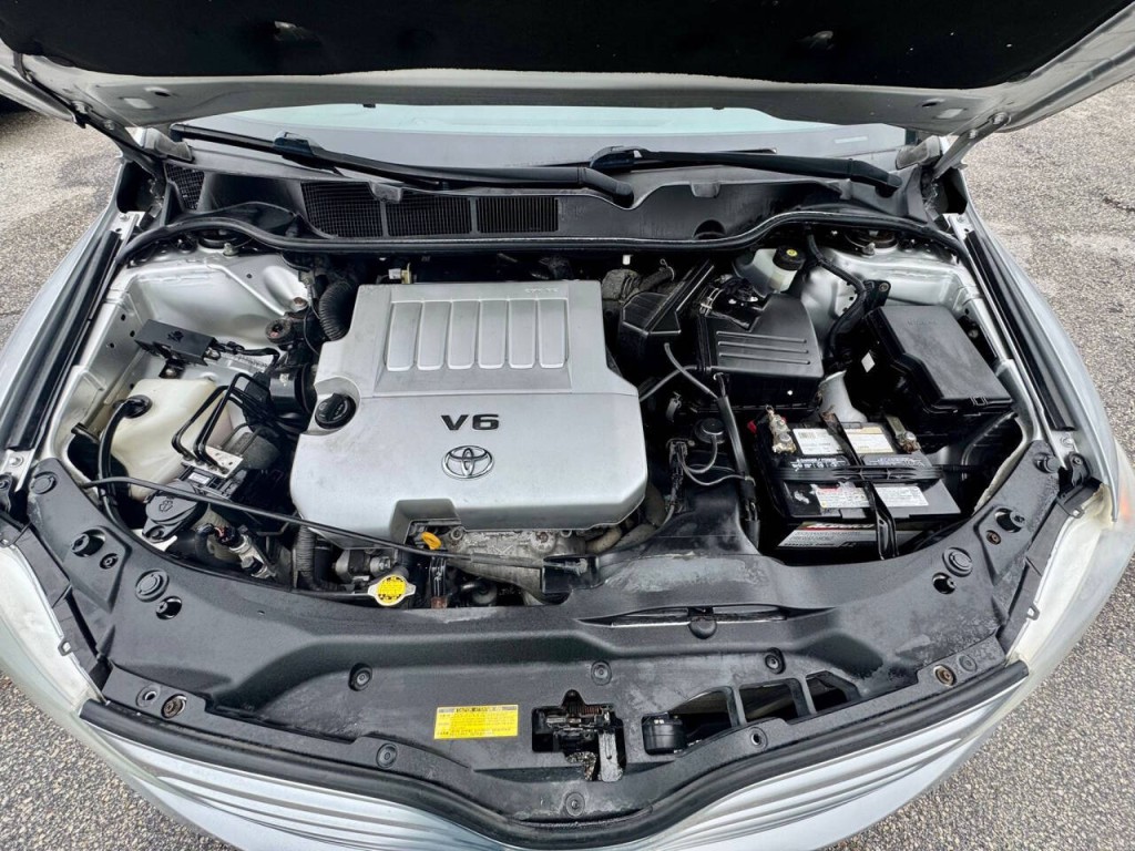 2011 Toyota Venza Image 12
